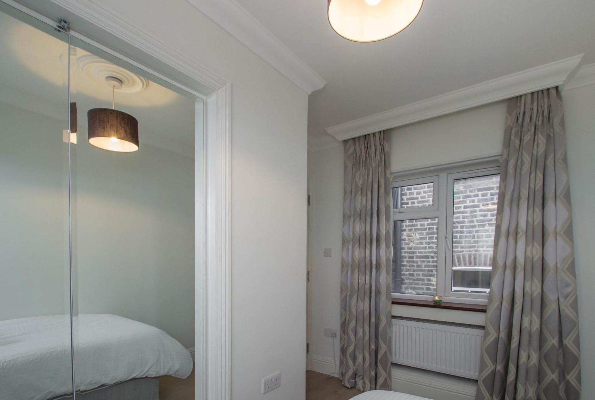 Marylebone Village Apartments London Phòng bức ảnh