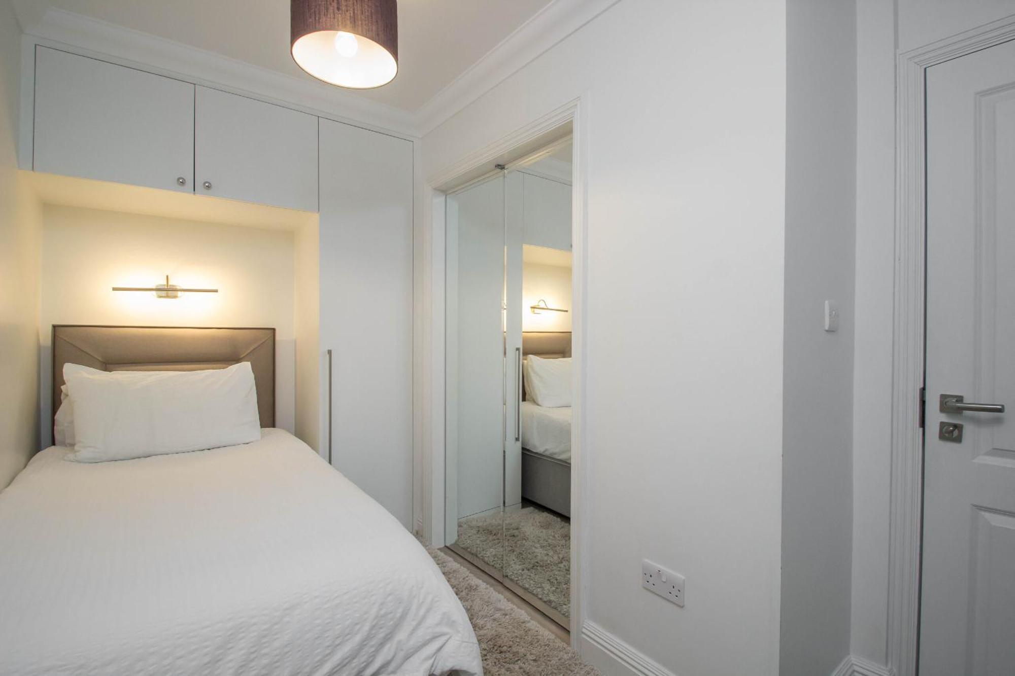 Marylebone Village Apartments London Phòng bức ảnh