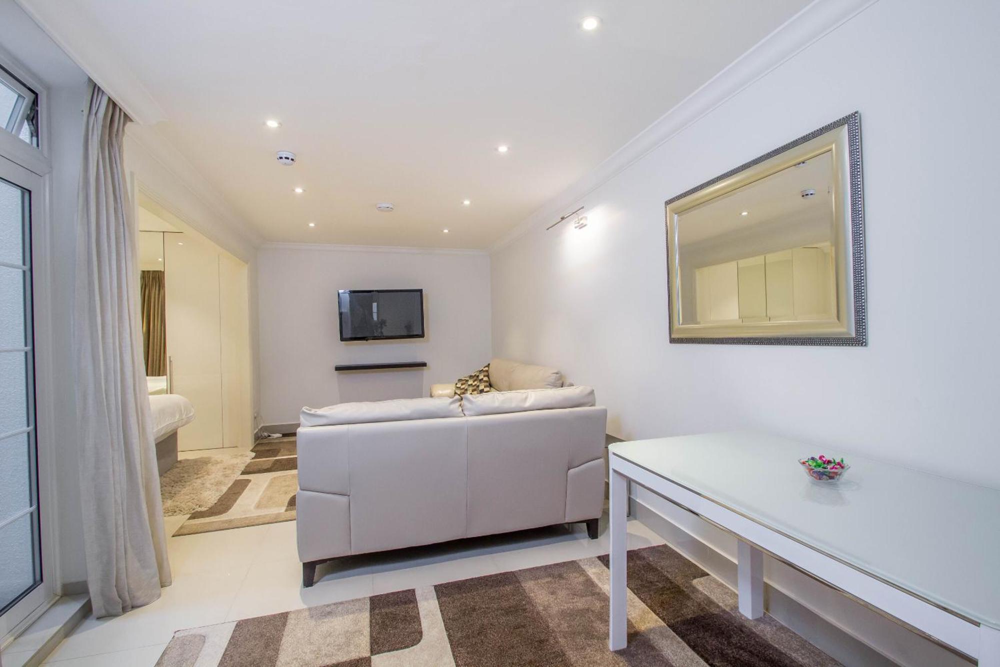 Marylebone Village Apartments London Phòng bức ảnh